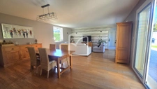 Très belle maison familiale de plain-pied avec piscine à Sou 8