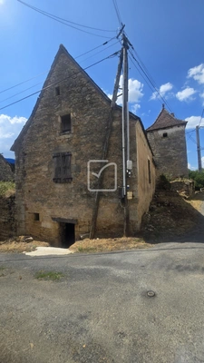 Maison en pierre à rénover   Un projet de caractère au coeur  10
