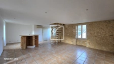 Ancienne maison en pierre sur plus de 900m2 de terrain 2