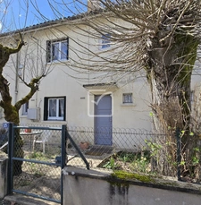 Maison avec jardin clos  2
