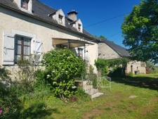 Corps de ferme authentique sur plus de 12 hectares de terrai 2