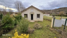 plain-pied de 68m2 sur 900m2 de terrain plat et clos. 1