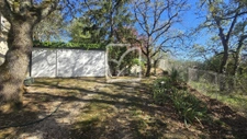 Belle maison familiale nichée dans un cadre verdoyant 22