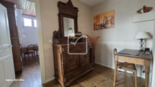 Maison en pierre sur 900m2 de terrain clos. 10