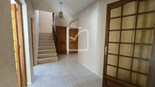 Maison avec 4 chambres dont une de plain-pied sur 465m2 de t 2