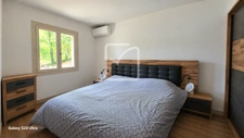 MAISON FAMILIALE AVEC PISCINE, VUE DÉGAGÉE ET TERRAIN ARBORÉ 11