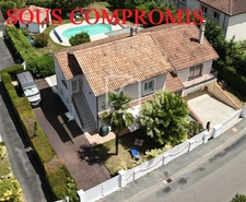 Maison d'habitation avec appartement indépendant, piscine et 1