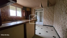Grande maison familiale ou 2 logements avec garage et terrai 3