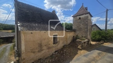Maison en pierre à rénover   Un projet de caractère au coeur  1