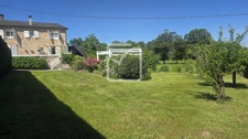 Maison de charme rénovée avec terrain et four à pain. 2
