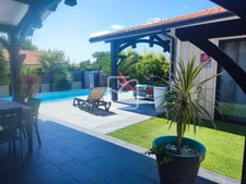 BISCARROSSE : MAISON TYPE T4 AVEC DOUBLE GARAGE & PISCINE 10
