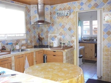 BISCARROSSE CENTRE - MAISON TRADITIONNELLE TYPE T4 avec GARA 6