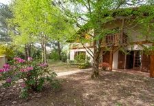 BISCARROSSE BOURG : BELLE MAISON SPACIEUSE de 209 m2 - TYPE  26