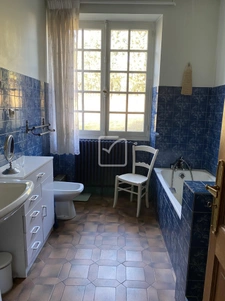 BELLE ET LUMINEUSE MAISON EN PIERRE  8