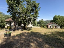 JOLIE MAISON QUERCYNOISE 2 LOGEMENTS AVEC VUE DOMINANTE. 3