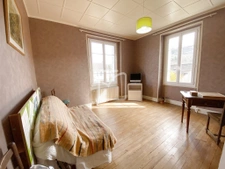 BELLE MAISON EN PIERRE PROCHE DES COMMODITES 4