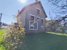 CHARMANTE MAISON DE VILLE EN PIERRE AVEC JARDIN 2
