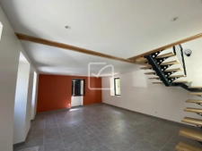 TRES JOLIE MAISON EN PIERRE ETAT NEUF 3