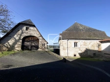 MAISON AVEC GRANGE FORT POTENTIEL 2