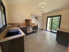 TRES JOLIE MAISON EN PIERRE ETAT NEUF 4