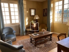 BELLE ET LUMINEUSE MAISON EN PIERRE  6