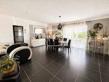 SUPERBE MAISON CONTEMPORAINE DE PLAIN PIED PRESTATIONS HAUT  6