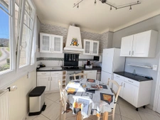 JOLIE MAISON EN PIERRE DANS UN CADRE PAISIBLE ET AGREABLE 6