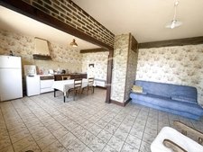 JOLIE MAISON QUERCYNOISE 2 LOGEMENTS AVEC VUE DOMINANTE. 12