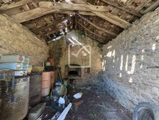 MAISON AVEC GRANGE ET FOURS A PAIN A RESTAURER  AU CALME AVE 6