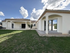 SUPERBE MAISON CONTEMPORAINE DE PLAIN PIED PRESTATIONS HAUT  3