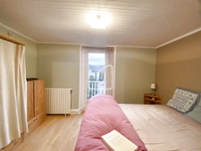 BELLE MAISON EN PIERRE PROCHE DES COMMODITES 9
