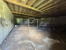 MAISON AVEC GRANGE ET FOURS A PAIN A RESTAURER  AU CALME AVE 10