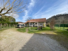 CHARMANTE MAISON DE PLAIN PIED 11