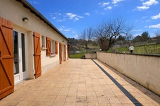 AGREABLE MAISON AVEC JARDIN 2