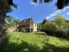 CHARMANT ENSEMBLE EN PIERRE A LA CAMPAGNE 15