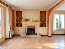 BELLE MAISON FAMILIALE AU CALME A PROXIMITE DES COMMODITES 3