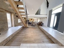 SUPERBE GRANGE RESTAUREE  VUE DOMINANTE SUR LA VALLEE CALME  5