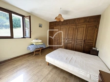 JOLIE MAISON QUERCYNOISE 2 LOGEMENTS AVEC VUE DOMINANTE. 13