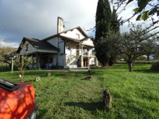 Agréable Maison avec terrain arboré 10