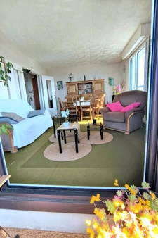 Rennes   Métro Villejean Université au pied de l'immeuble   