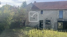 MAISON EN PIERRE - DEPENDANCES  9