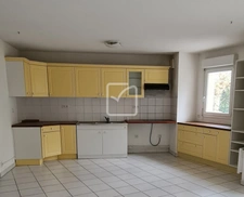 RARE APPARTEMENT T3 OBJAT 2