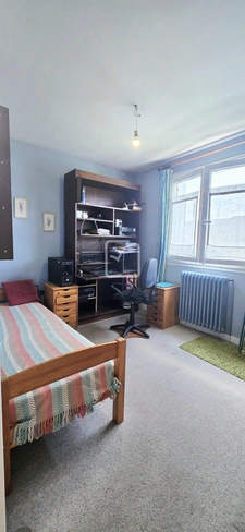 Maison familiale - Quartier recherché, proche de la voie ver 8