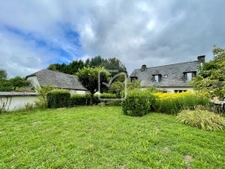 Ancien corps de ferme à Vignols. Havre de paix en pleine nat 1