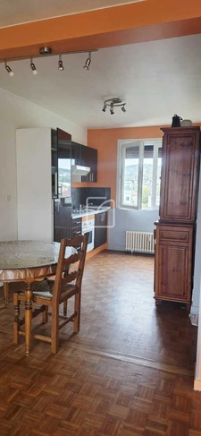 Appartement T2 traversant et lumieux - proximité lycées 2