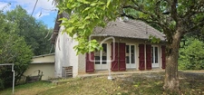 Charmante maison de plain pied avec jardin et bois sur Yssan 1