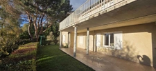 Maison familiale avec potentiel locatif 12