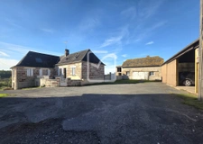 Corps de ferme isolé avec 55 hectares attenants et habitatio 1