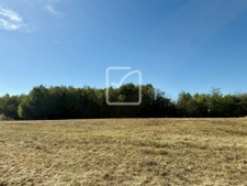 Terrain de 1867m2 à Marcillac-St-Quentin 1