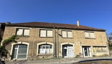 Immeuble de 360m2 à Sarlat 1